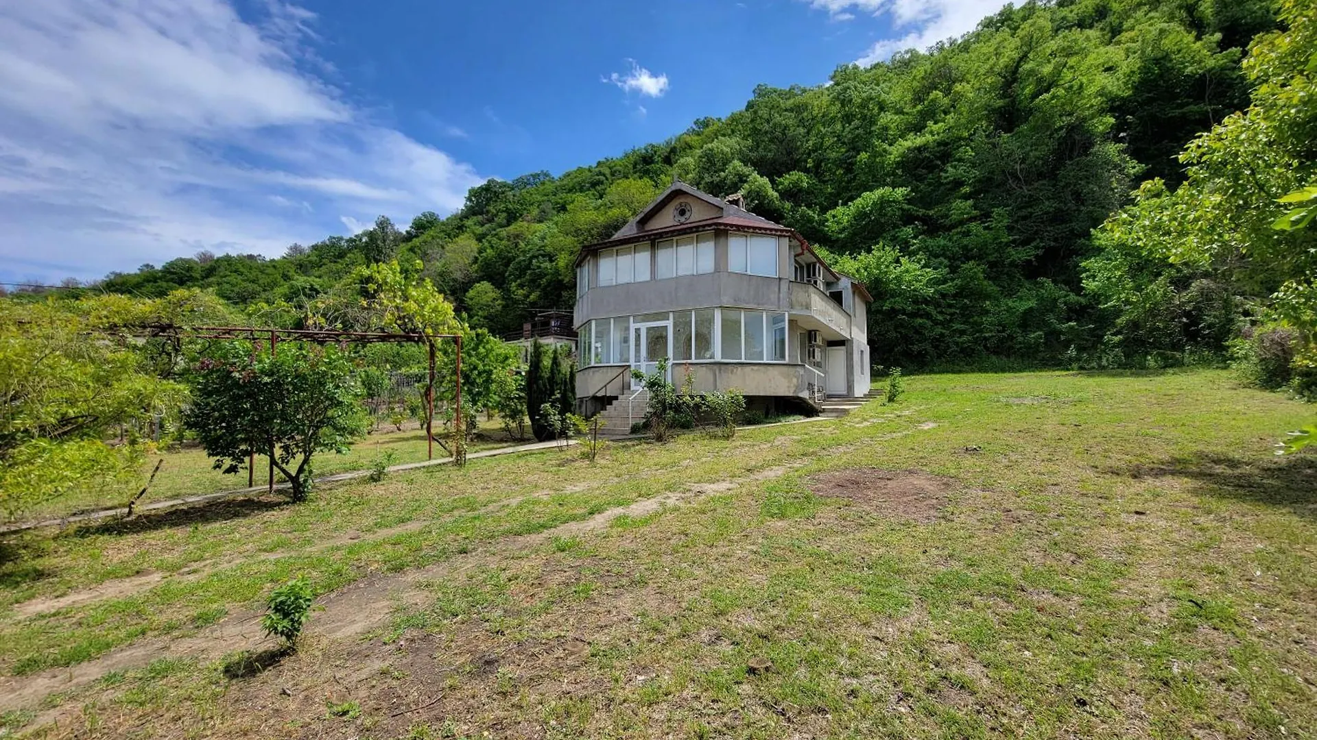 וארנה Villa Mimi בית נופש
